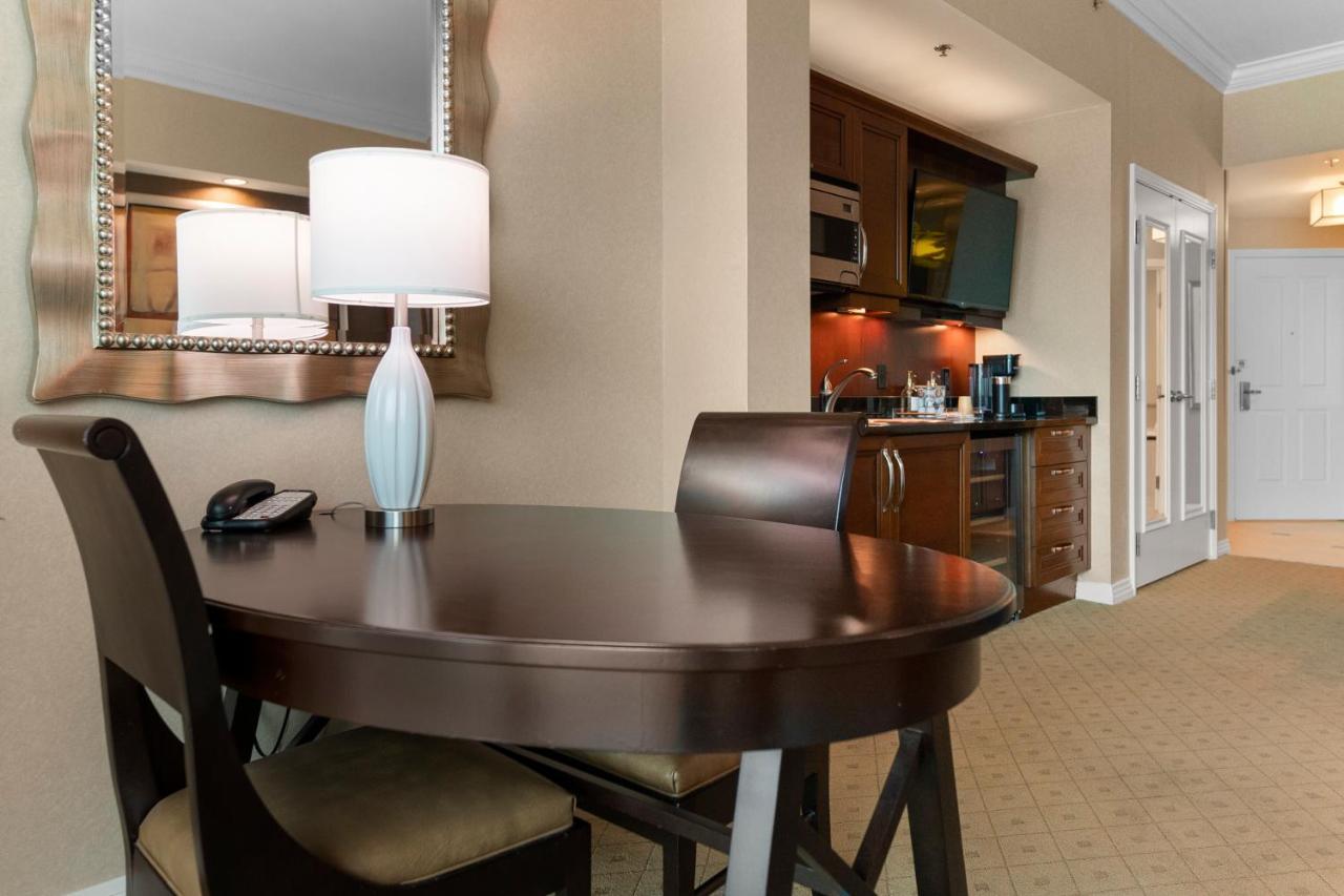 Lucky Gem Penthouse & Luxury Suites At Signature Resort, Balcony Strip View 1607 Лас-Вегас Экстерьер фото